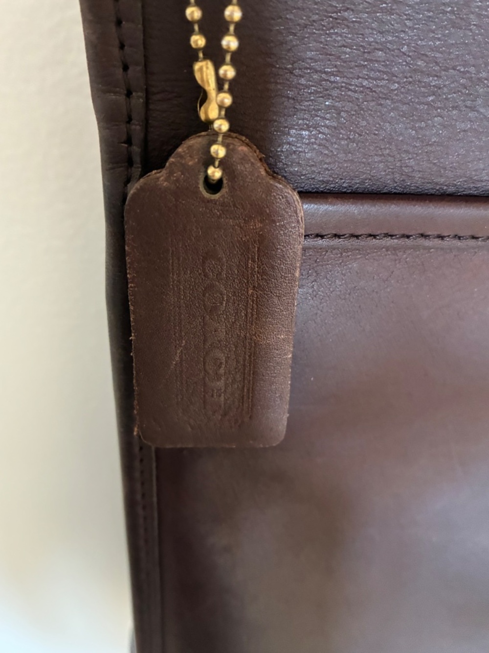 Vintage Coach Mahogany 9927 Willis Bag - Picture 7 of 16